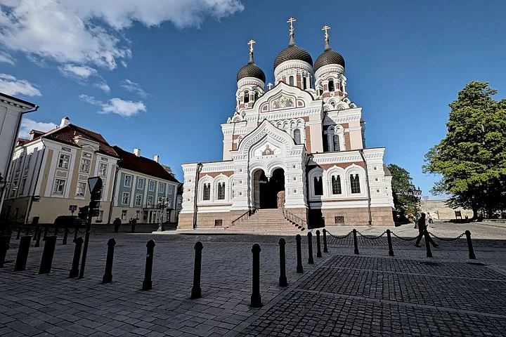 The impressive Alexander Nevsky Cathedral with its dark domes in Tallinn.